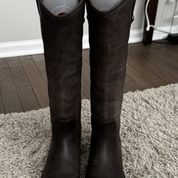 NEW Frye Melissa Button Lug Tall Boots - Dark Brown (Never Worn)