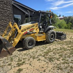 2016 NEW HOLLAND SKiPLOADER TRACTOR U80C