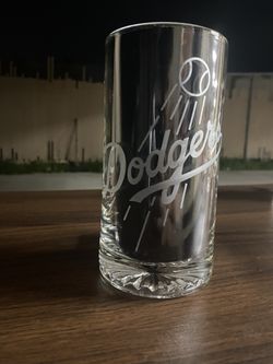 🧊 $15 Engraved Beer Mugs – Customizable! 🍺 Dodgers