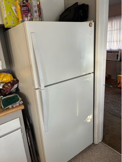 Whirlpool kitchen refrigerator