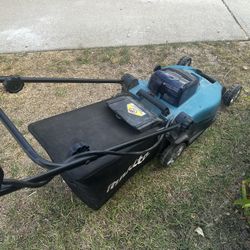 Makita Electric Lawn Mower - Xml02