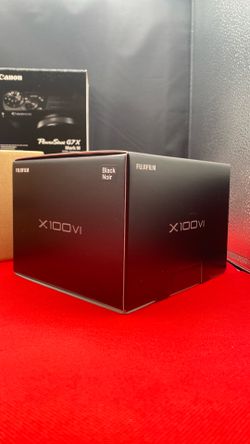 Fujifilm X100vi black