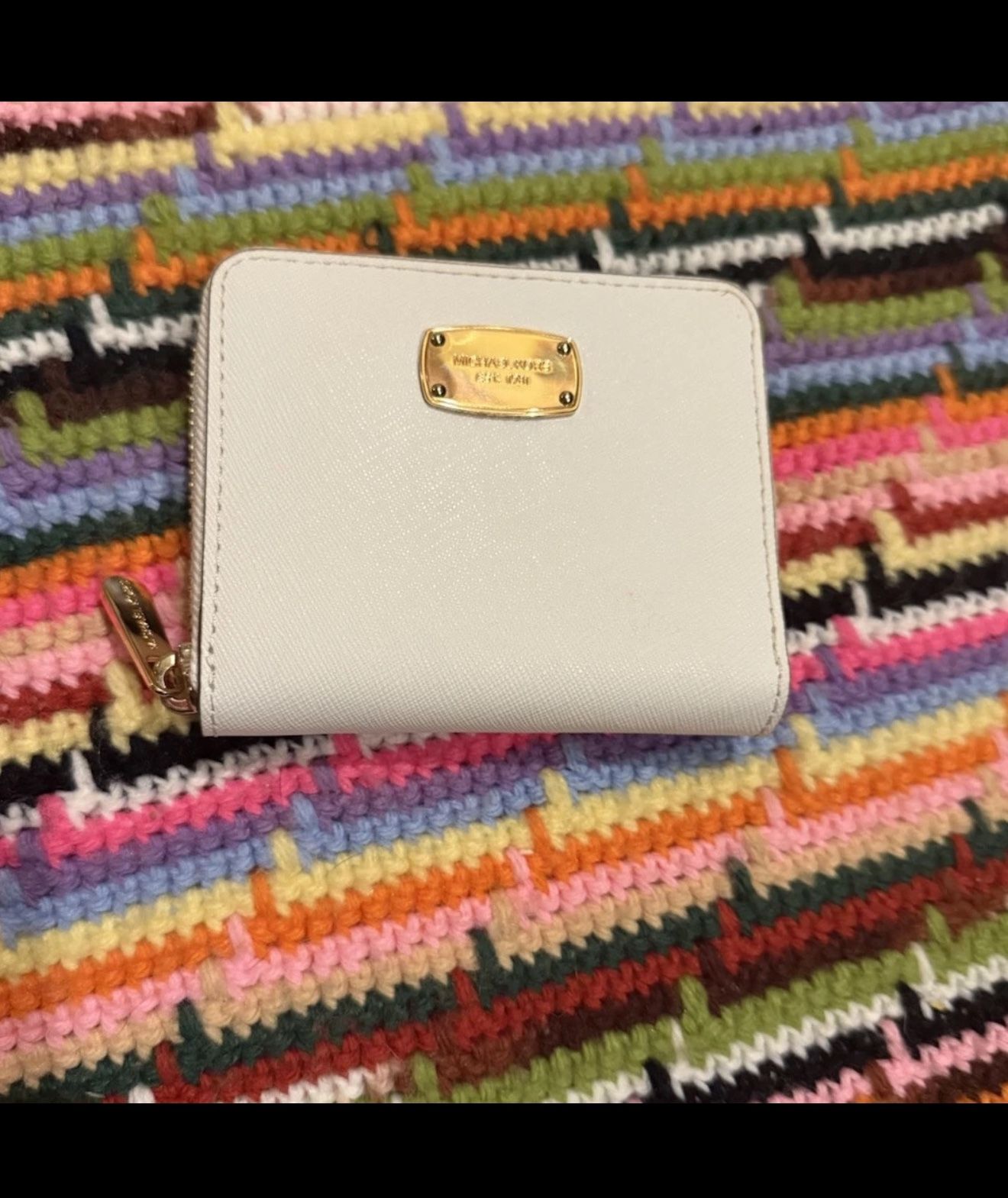 Michael Kors Small Zippy Wallet Classic White Leather Designer As Is