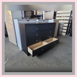 8 Drawer Dresser