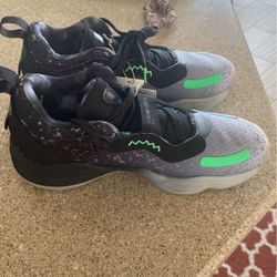 Size 8 - adidas D.O.N. Issue #3 GCA Low Xbox 360