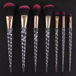 7 PCs Make Up Brushes 