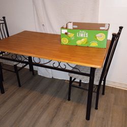 Kitchen table 4 chairs included