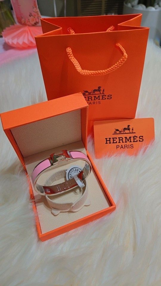 Bracelets Hermes