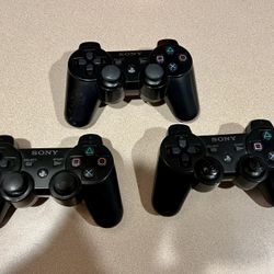 Lot of 3 Genuine Sony PS3 DualShock 3 Wireless Controllers – Black 