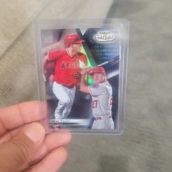 Mike Trout Topps Gold Label Baseball Card 