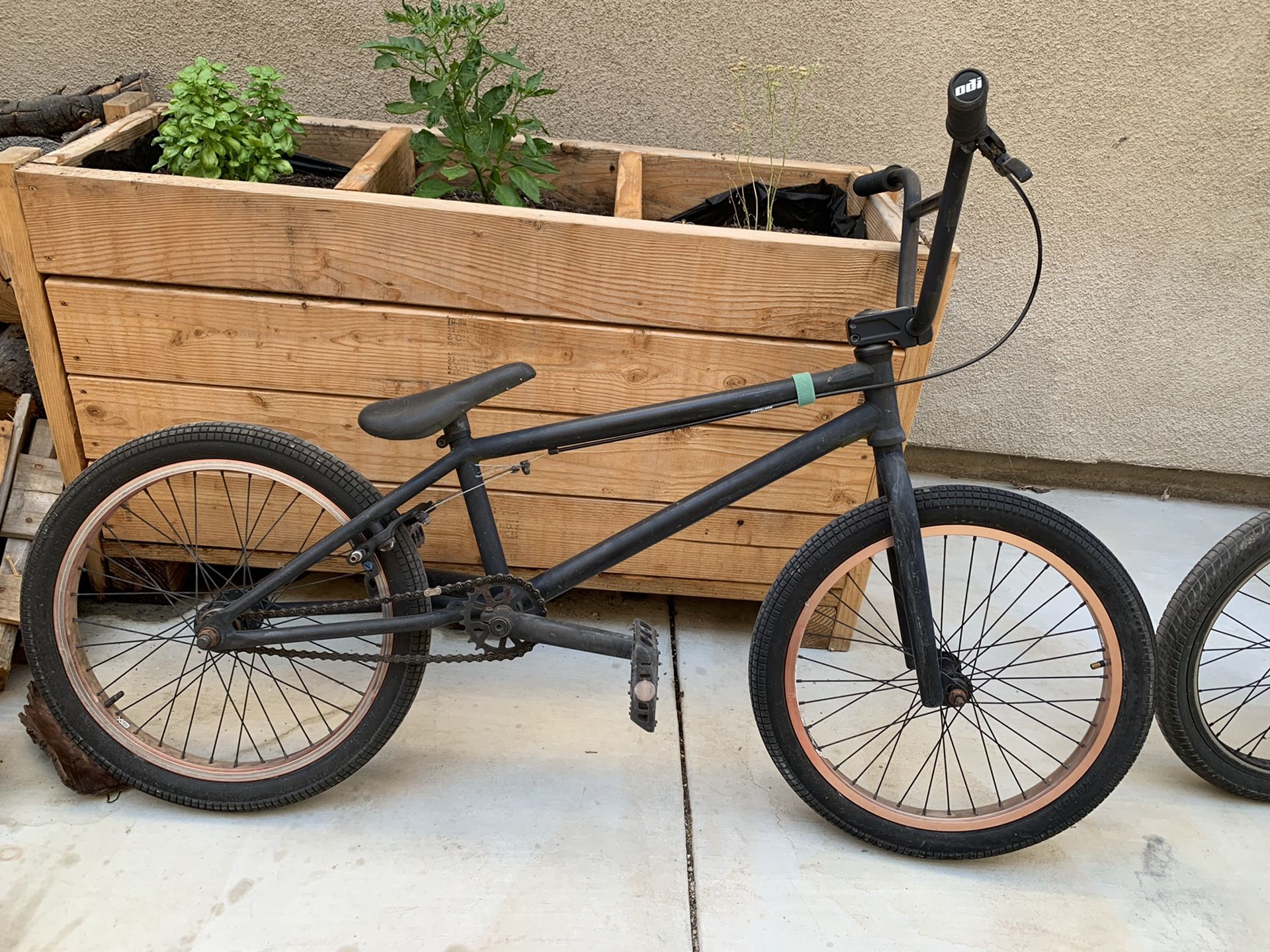 Cult CC01 BMX Bike for Sale in Chino CA OfferUp