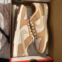 Nike Dunk Low Medium Curry