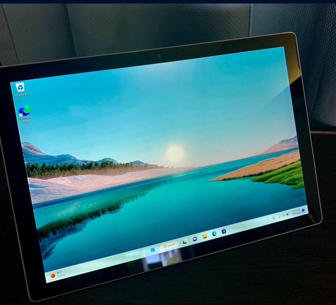 Microsoft Surface Pro - 12..3” Tablet, - 2017 - Windows 10 PRO