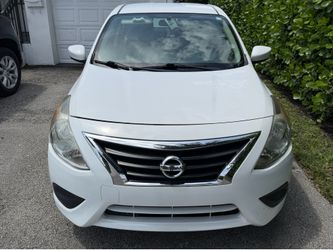 2019 Nissan Versa
