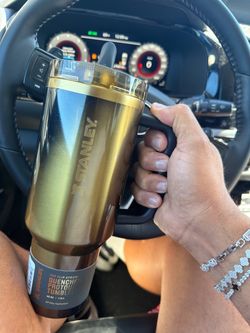Stanley Quencher Pro Tumbler 40 oz Gold