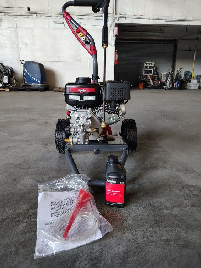 NEW BRIGGS & STRATTON Gas Pressure Washer 3000psi NUEVO