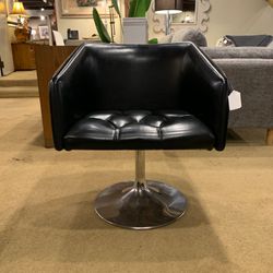  Vintage Black Leather Tufted Accent Chair