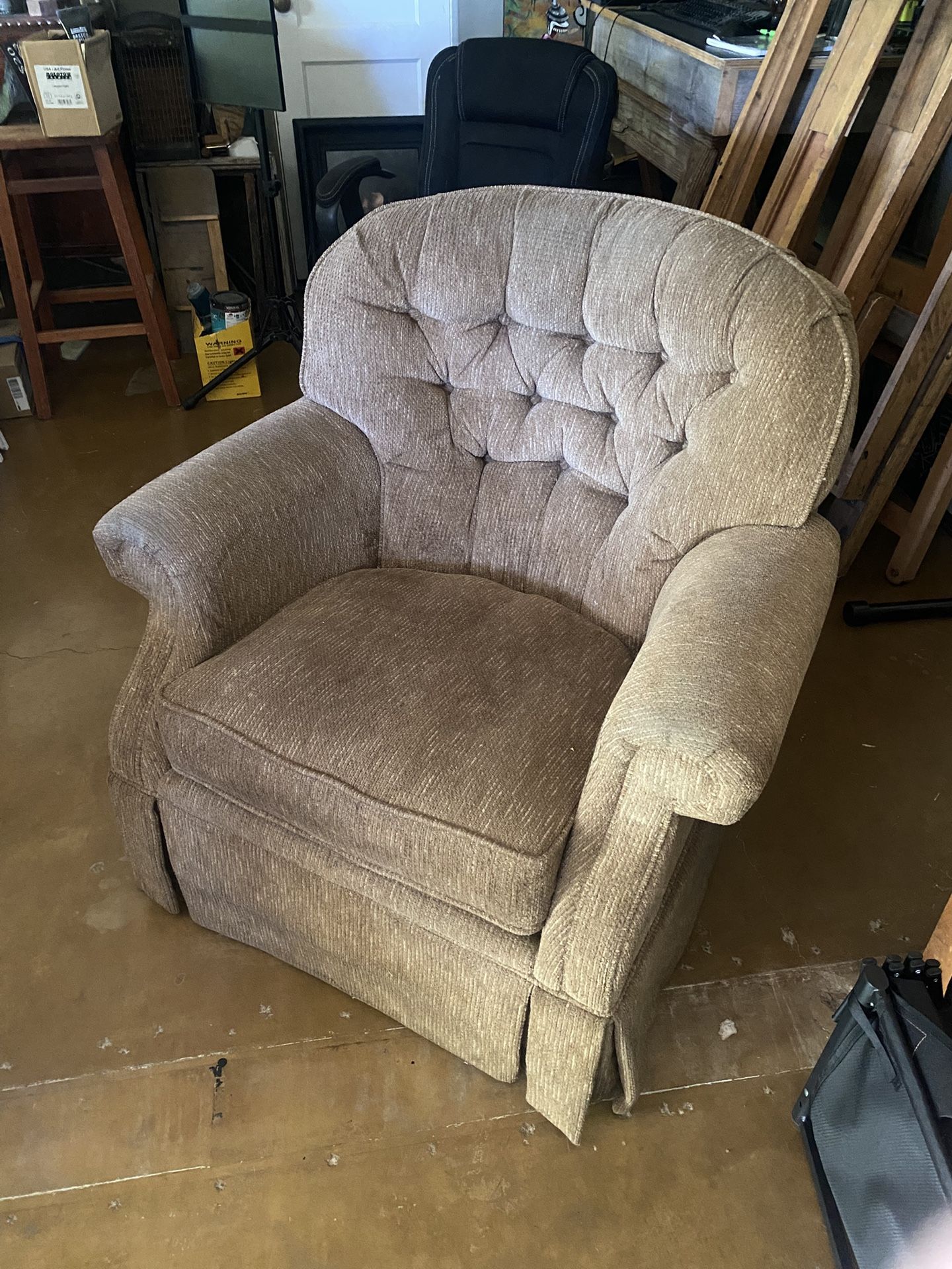 Lazy Boy Swivel Chair