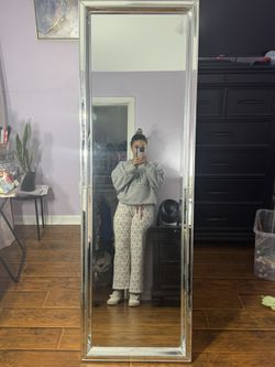 Homegoods Standalone Mirror