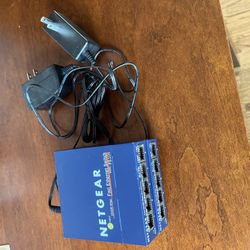 NetGear FS105 Switch