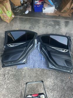 Infiniti Rear Door Panels Pair Black