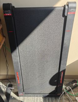Treadmill Vibration Pad w Remote