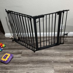 Large Baby/dog Gate 