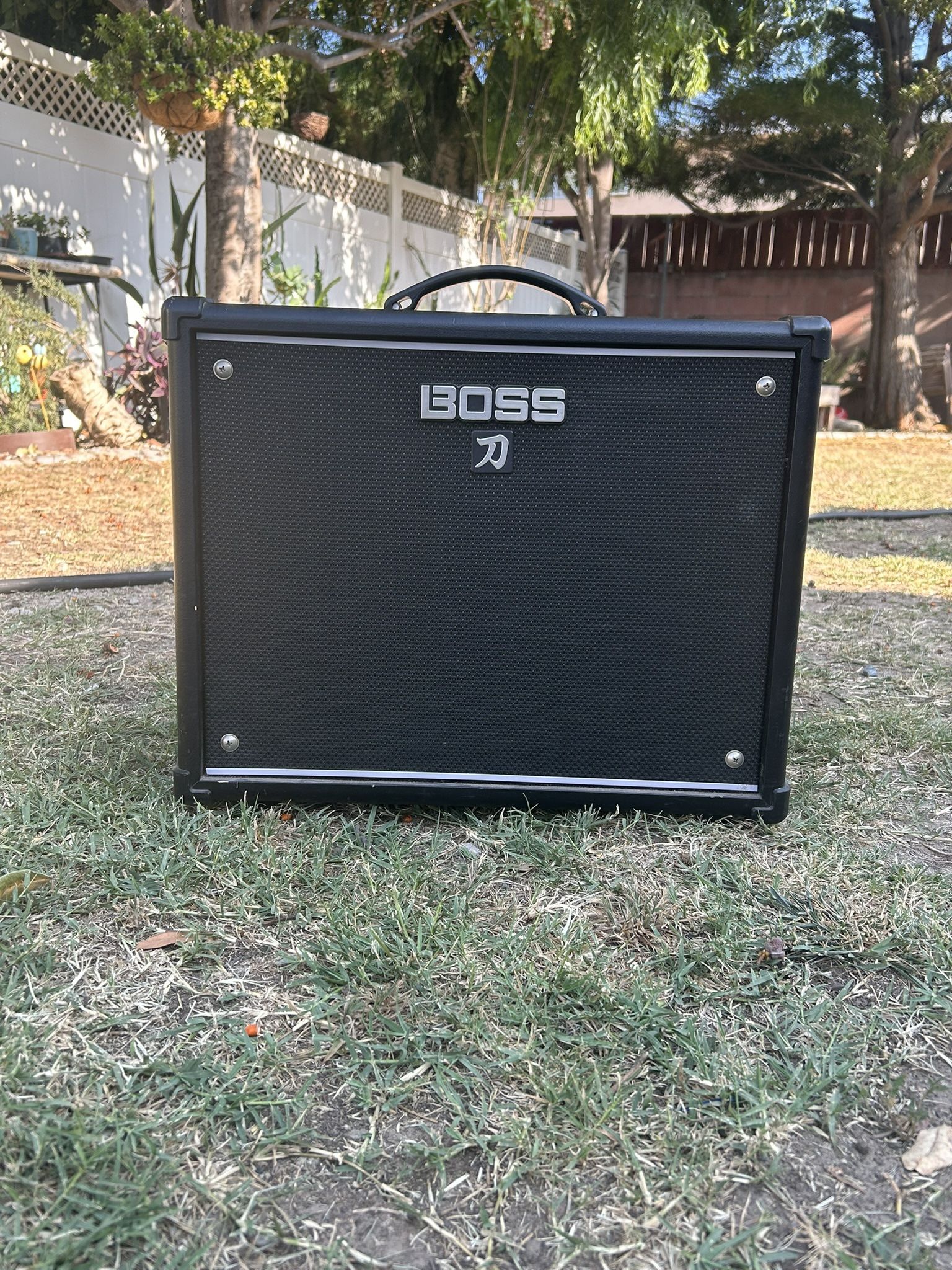 *BROKEN* Boss Katan Amp