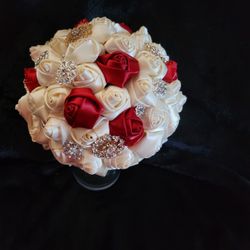  Cascading Bouquet Small