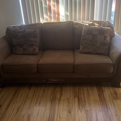 Used good quality couches