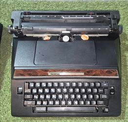 Brother Correct-O-Ball XL-1 Electric Typewriter