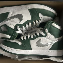 Jordan 1 gorge green