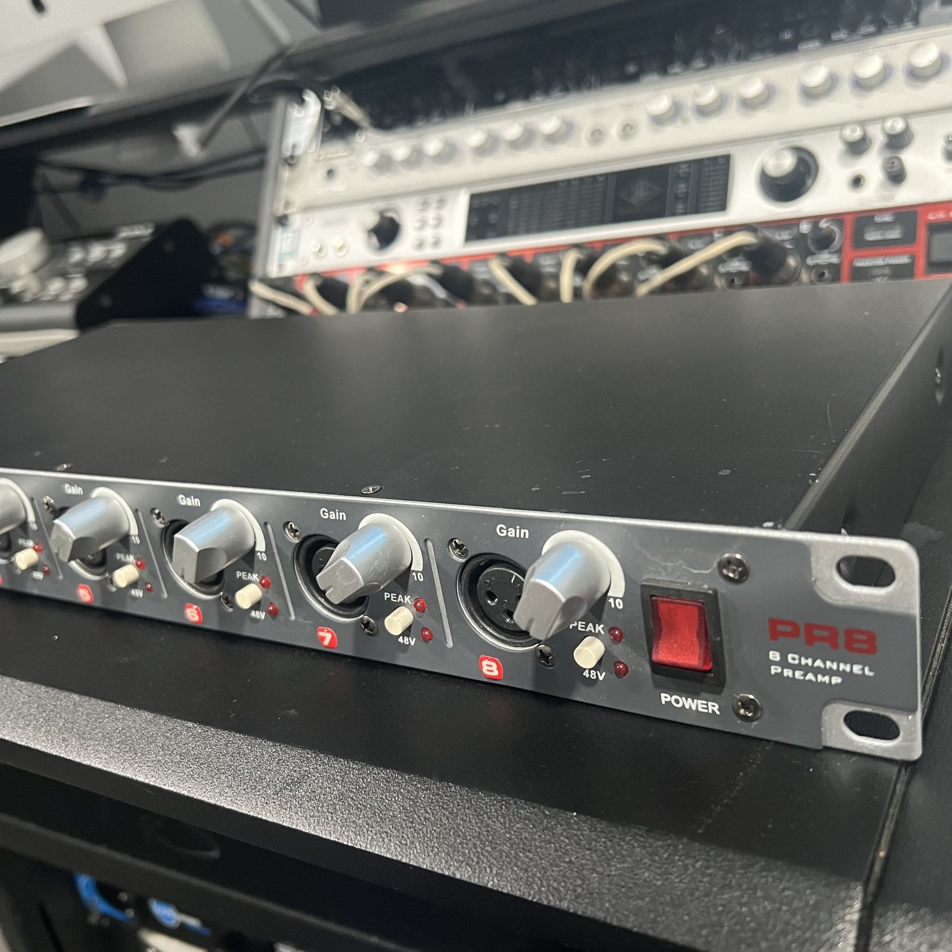 8 channel Preamp