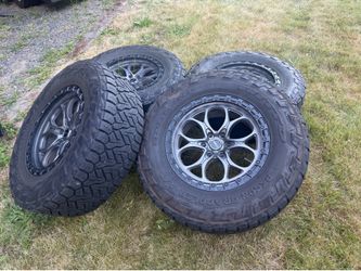 Ram TRX RHO 20” weld wheels 37” tire package