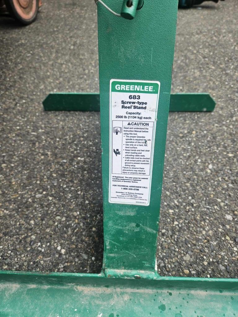 2x Greenlee Screw Type Reel Stand