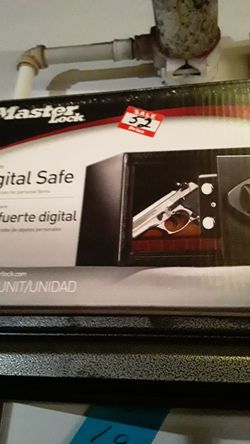 Digital safe box