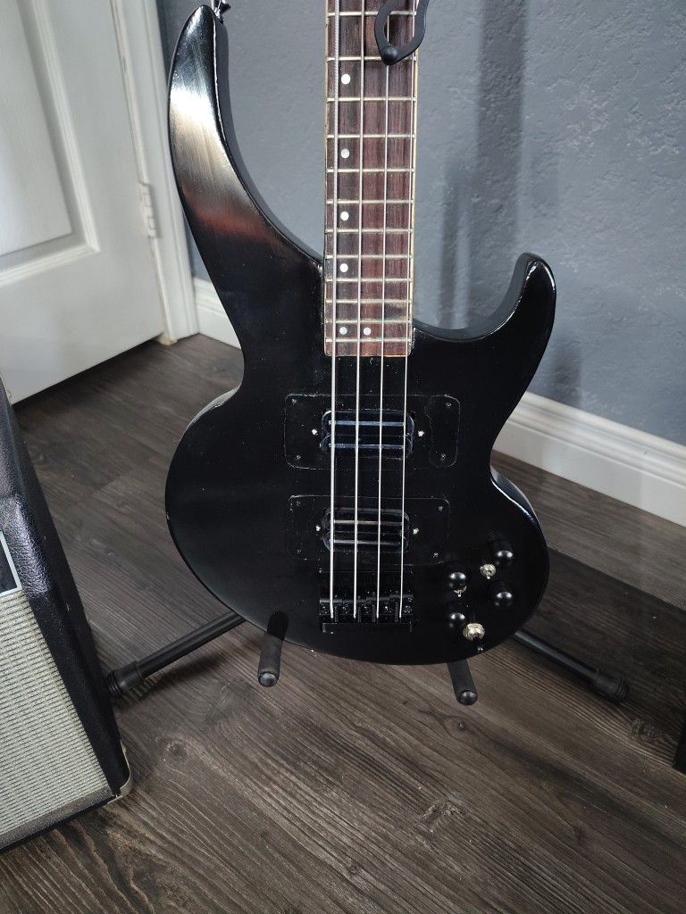 Bass And Amp