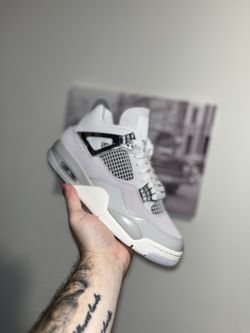 Jordan 4 Frozen Moments 