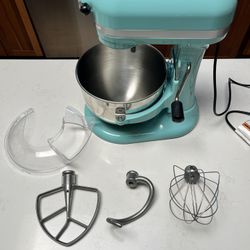KitchenAid Stand Mixer 