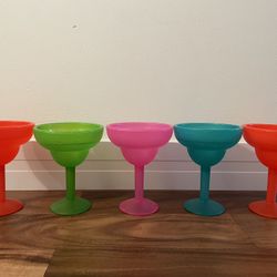 Set Of 5 Plastic Margarita Glasses That Freeze 