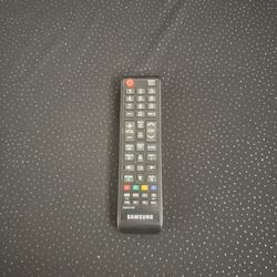Samsung | Remote for LED LCD Smart TVs – Classic Full-Button Layout