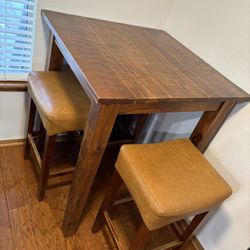 Dinette Table & Stools