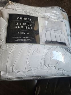 Cersei 2-Piece Twin XL Bed Set