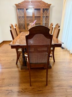 Dining table/chairs and china cabinet