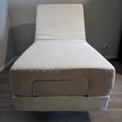 Twin XL Tempurpedic Adjustable Bed. Used, in great working condition. 

Tempurpedic Adjustable Base With Memory Mattress. It Includes Remote. 
