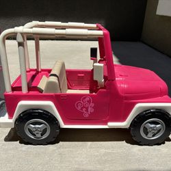 Off Roader 4x4 with RV seeing You Camper