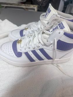 Adidas M7.5/ W 9