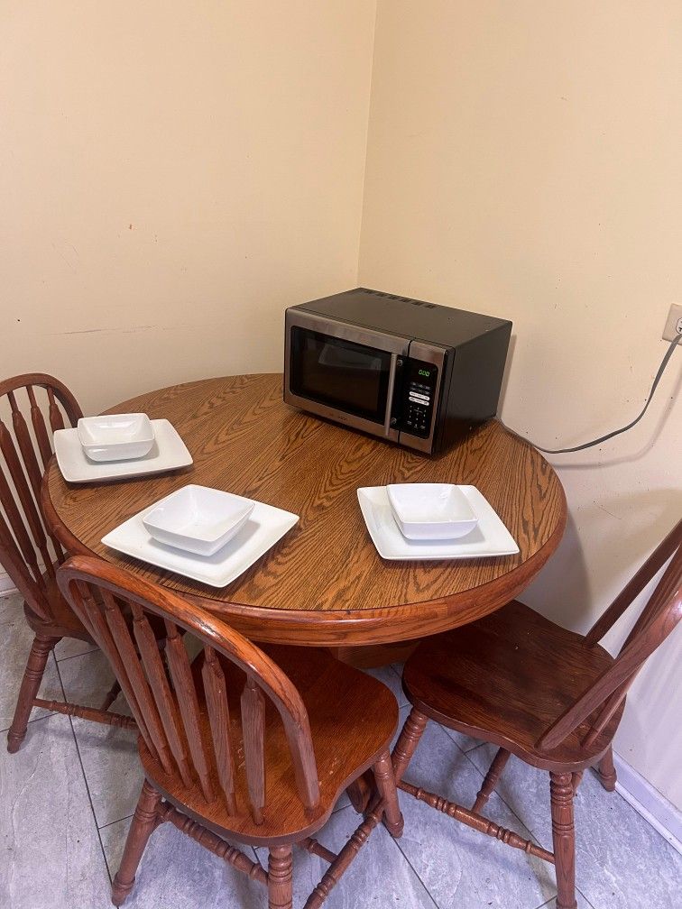 Wood Dining Table With Chairs