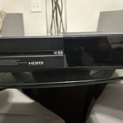 Xbox One + Power Cord + Games (RE5/BattleFront 2 Starwars/Overwatch)