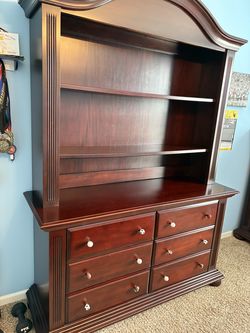 Muniré Solid Wood Full Bedroom Set + Serta iComfort Mattress